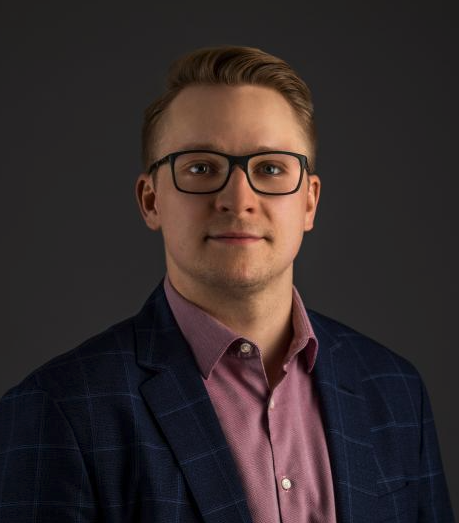 Head shot of professor Maciej Korzynski of the department of Chemistry.